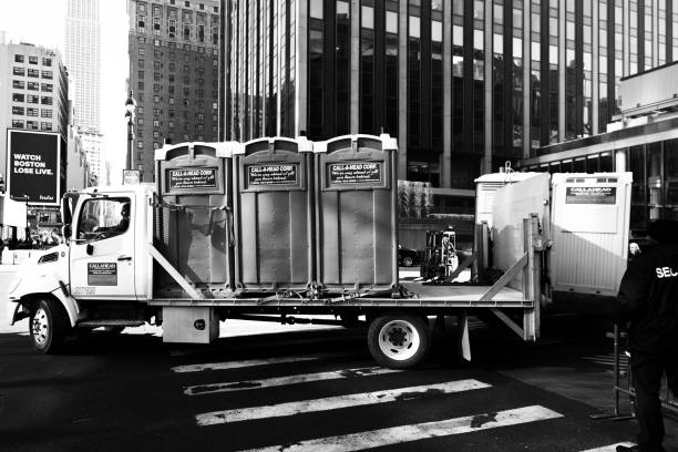 Best Porta potty rental for parties  in River Road, WA